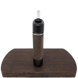 lato del vaporizzatore portatile angus della yllvape su sfondo bianco